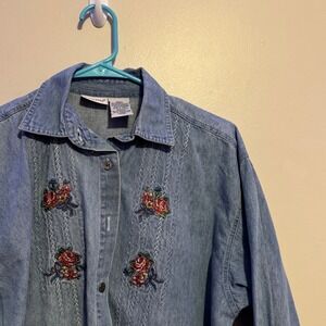 Vintage Women's Blue Jean Denim Long Sleeve Embroidered Rose Indie Boho Floral